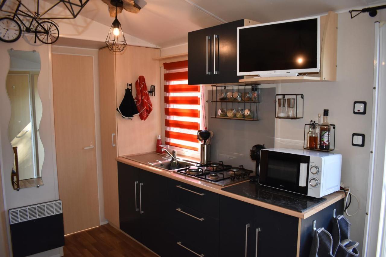 Mobil-Home Sur Terrain Bucolique 耶尔 外观 照片