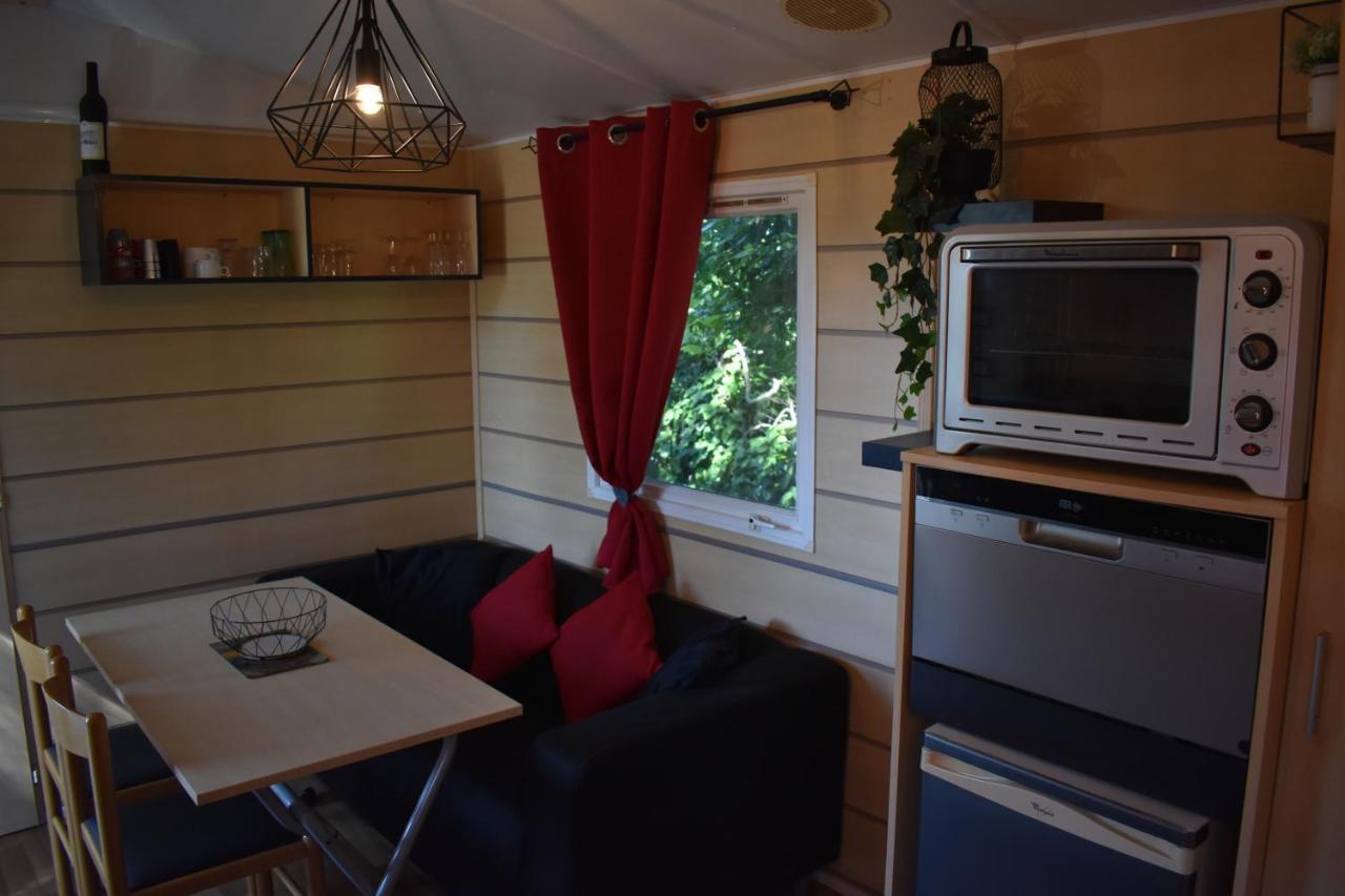 Mobil-Home Sur Terrain Bucolique 耶尔 外观 照片